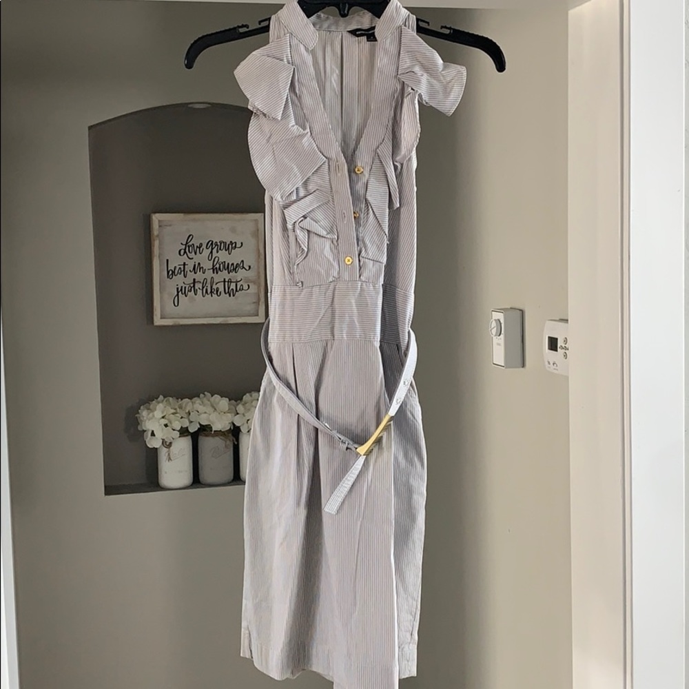 Business casual dress with pockets!